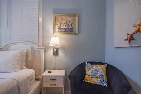 Poolside Suite in Downtown Key West
